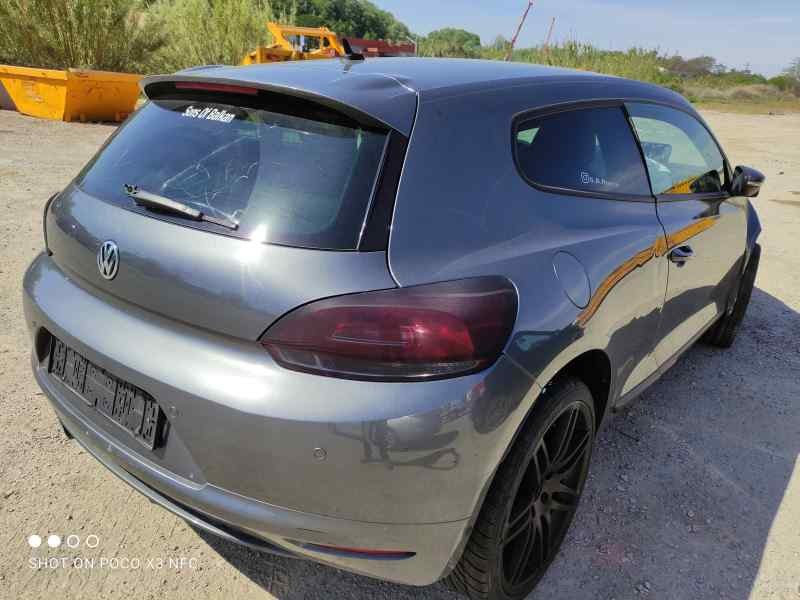 volkswagen scirocco (137) del año 2011