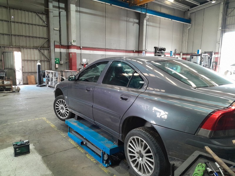 volvo s60 i (384) del año 2003