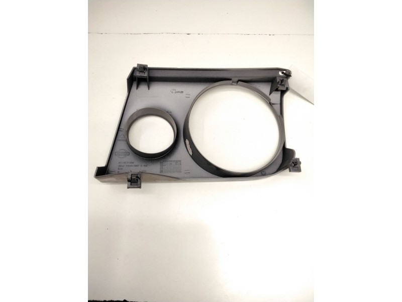 Recambio de cerquillo faro derecho para nissan terrano/terrano.ii (r20) 2.7 turbodiesel referencia OEM IAM 624107F GRIS 