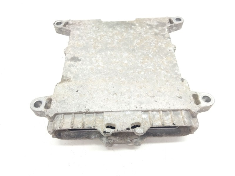 Recambio de centralita motor uce para renault magnum 480 referencia OEM IAM 5010437363  