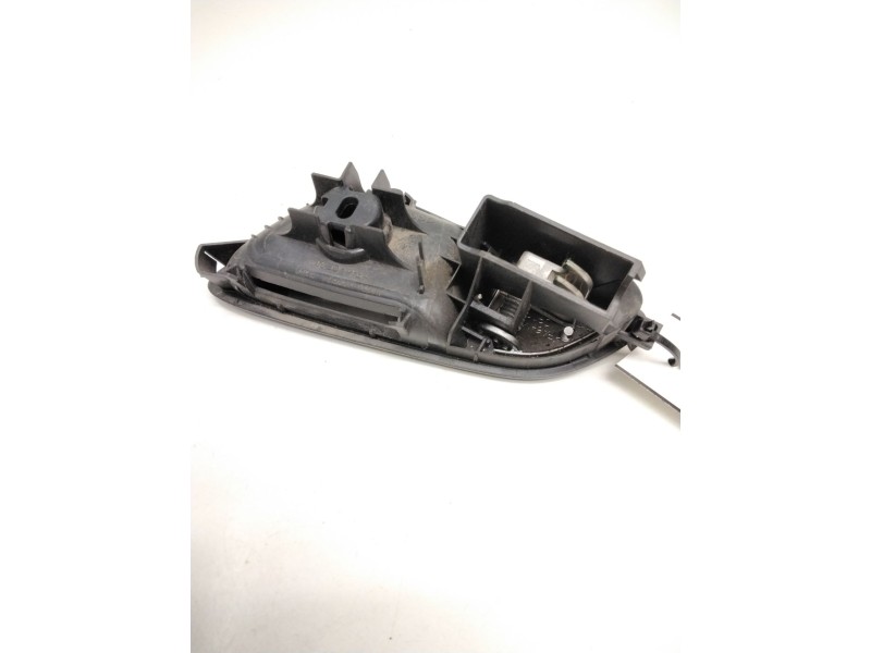 Recambio de maneta interior trasera izquierda para ford focus iii 1.6 tdci econetic referencia OEM IAM AM51U22601  