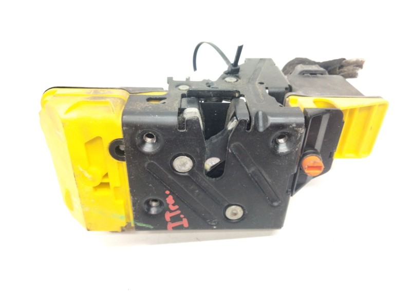 Recambio de cerradura puerta trasera izquierda para volvo s60 berlina d5 referencia OEM IAM 30683048  