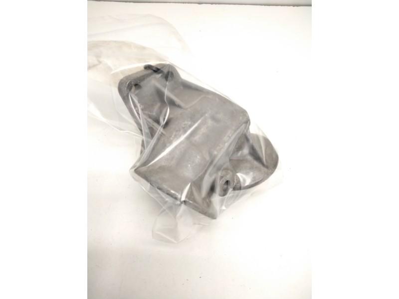 Recambio de soporte filtro aceite para ebro l35 perkins referencia OEM IAM 735000121  