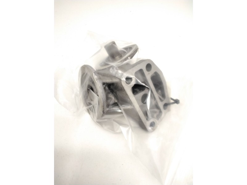 Recambio de soporte filtro aceite para ebro l35 perkins referencia OEM IAM 735000121  