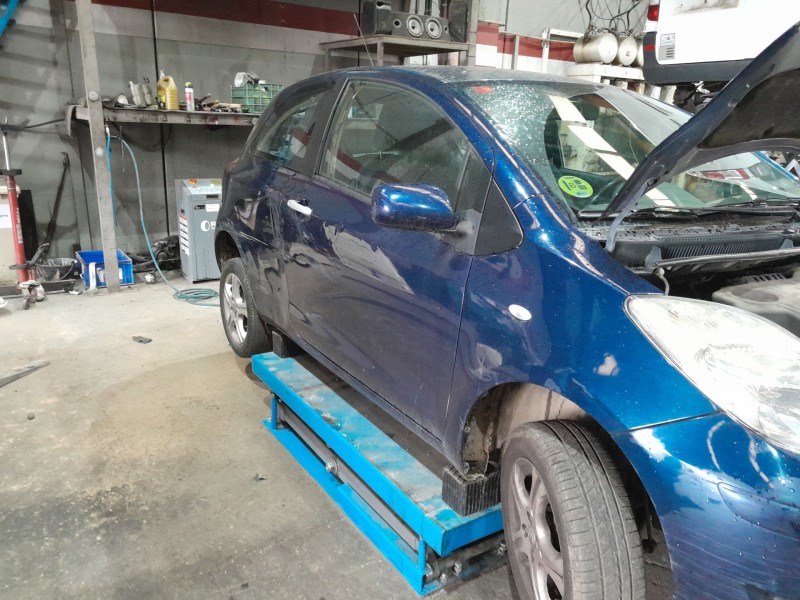 toyota yaris (_p13_) del año 2010