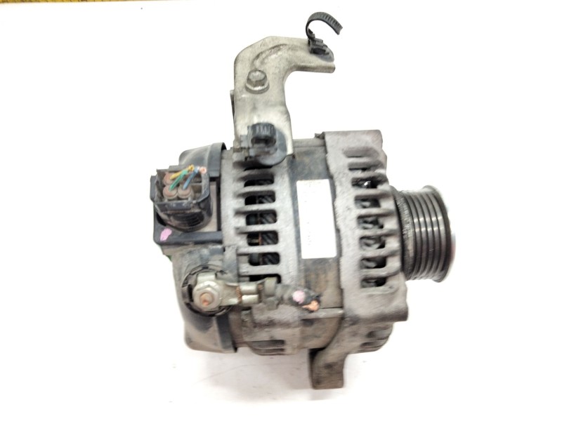 Recambio de alternador para toyota yaris (_p13_) 1.4 d (nlp130_) referencia OEM IAM 270600N040  