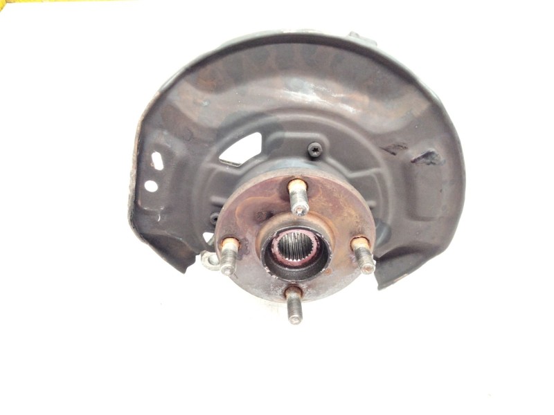 Recambio de mangueta delantera derecha para toyota yaris (_p13_) 1.4 d (nlp130_) referencia OEM IAM   