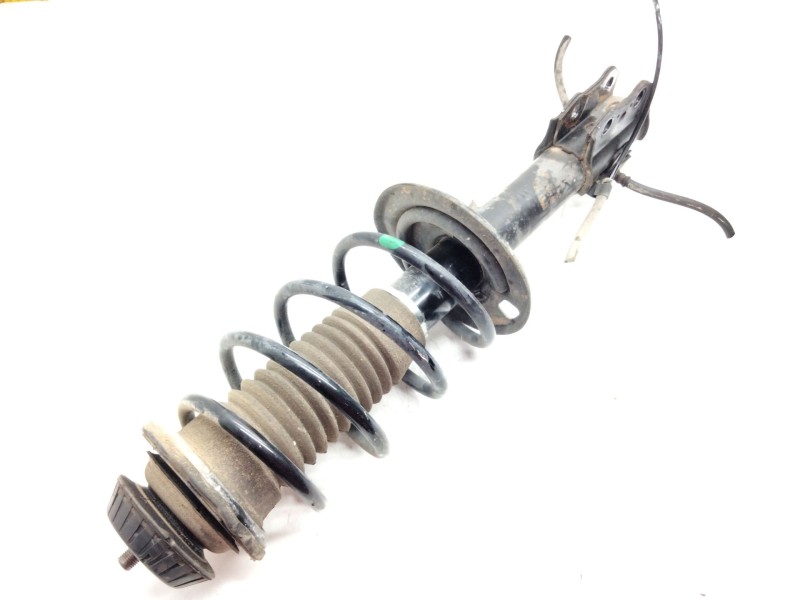 Recambio de amortiguador delantero derecho para toyota yaris (_p13_) 1.4 d (nlp130_) referencia OEM IAM   