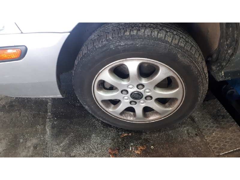 volvo s40 berlina del año 2000