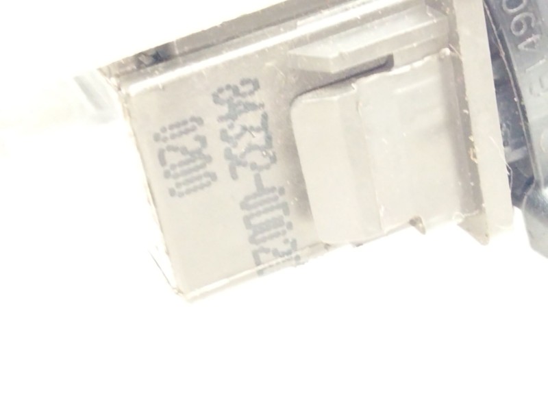 Recambio de interruptor sos/emergencia para toyota yaris (_p13_) 1.4 d (nlp130_) referencia OEM IAM 843320D020  