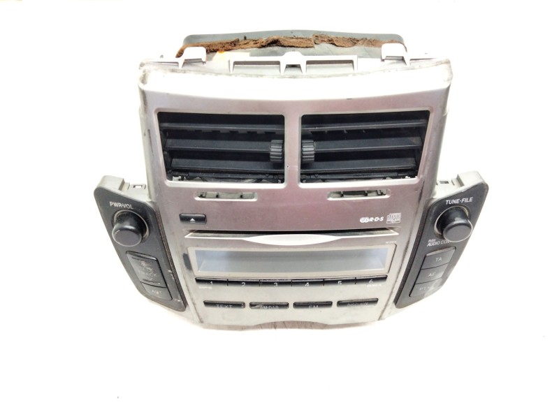 Recambio de sistema audio / radio cd para toyota yaris (_p13_) 1.4 d (nlp130_) referencia OEM IAM 861200D510  