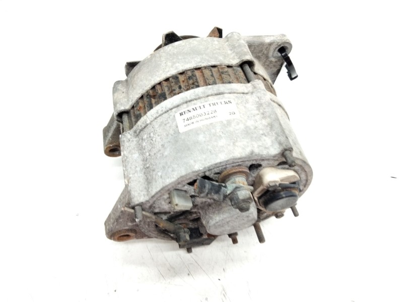 Recambio de alternador para renault magnum 480 referencia OEM IAM 7485003228  