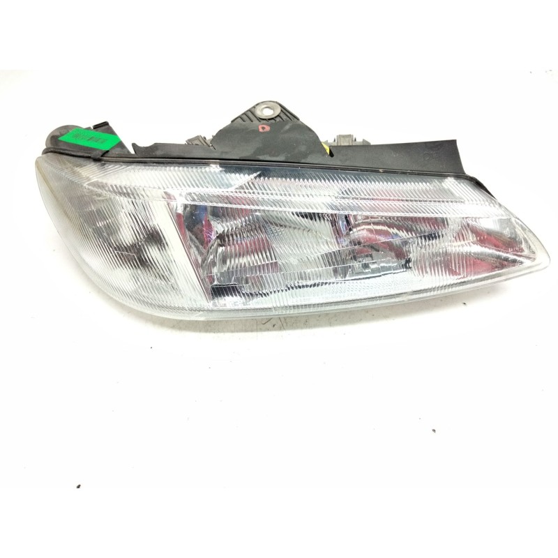 Recambio de faro derecho para peugeot 406 (8b) 1.8 16v referencia OEM IAM 0301037022  