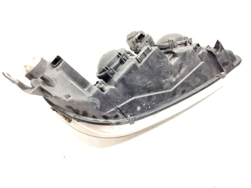 Recambio de faro izquierdo para peugeot 406 (8b) 1.8 16v referencia OEM IAM 0301037021  