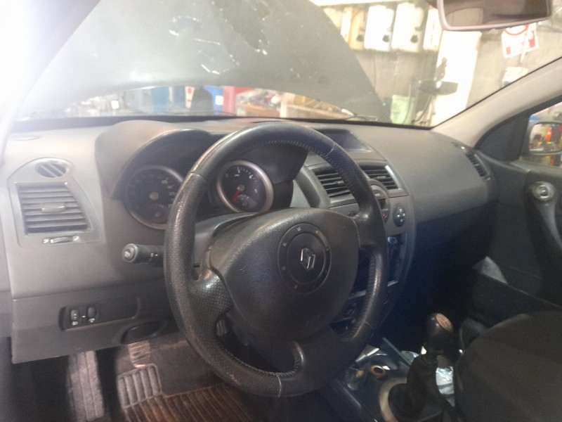 renault megane ii (bm0/1_, cm0/1_) del año 2004
