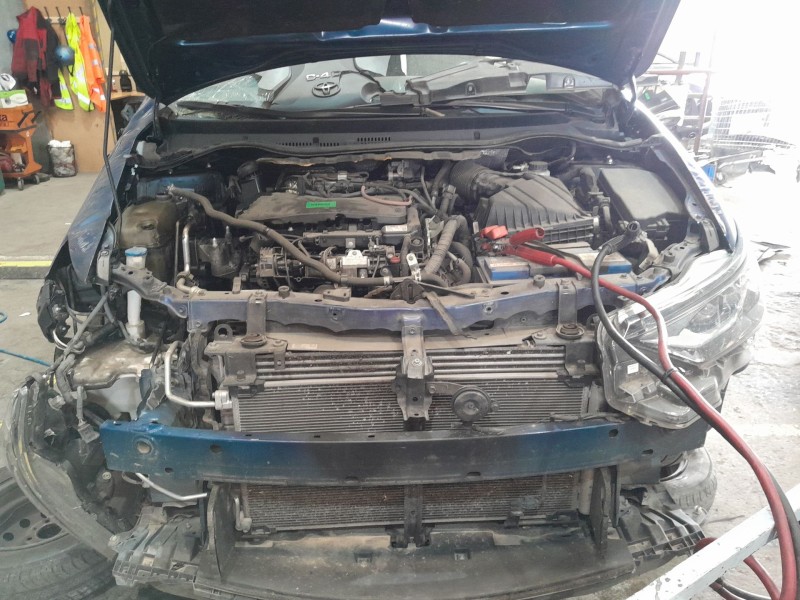 toyota auris del año 2015