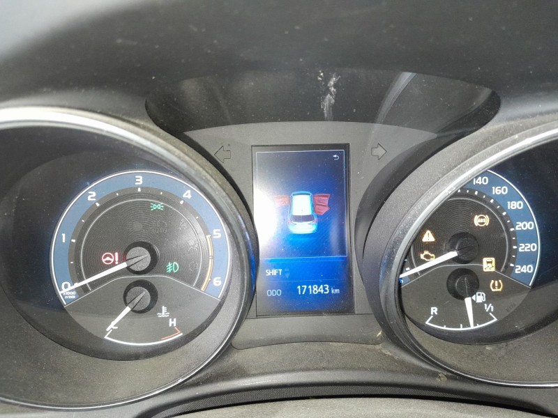 toyota auris del año 2015