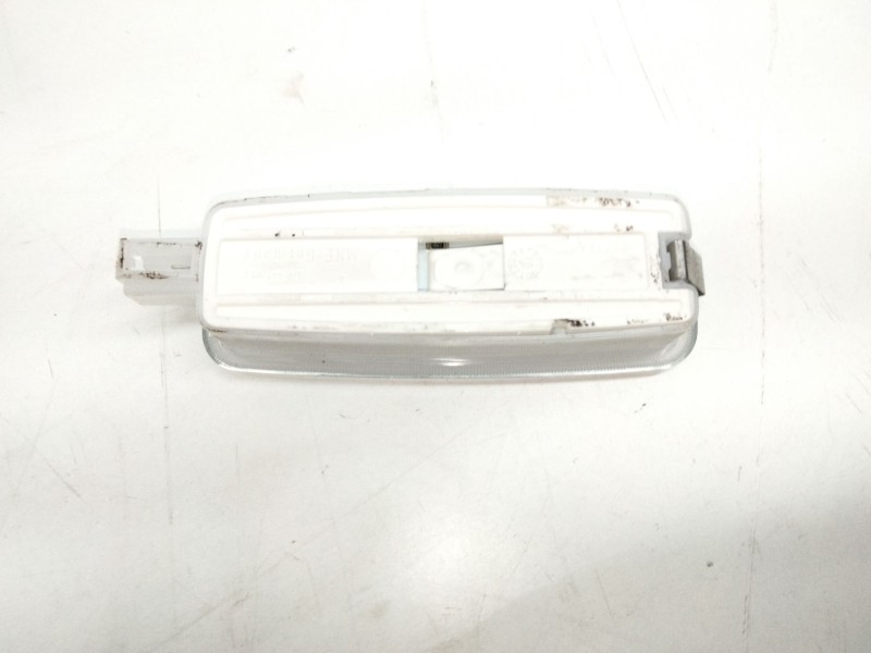 Recambio de luz interior para audi a1 (8xk) 1.0 tfsi referencia OEM IAM 4H0947105D  