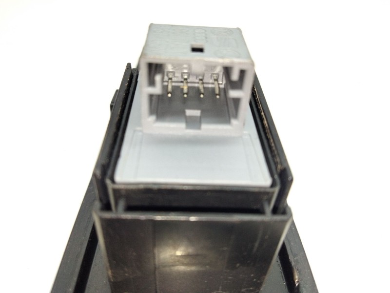 Recambio de mando elevalunas trasero derecho para audi a1 (8xk) 1.0 tfsi referencia OEM IAM 4H0959855A  