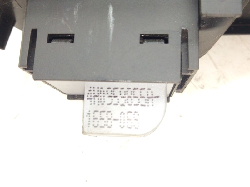 Recambio de mando elevalunas trasero derecho para audi a1 (8xk) 1.0 tfsi referencia OEM IAM 4H0959855A  