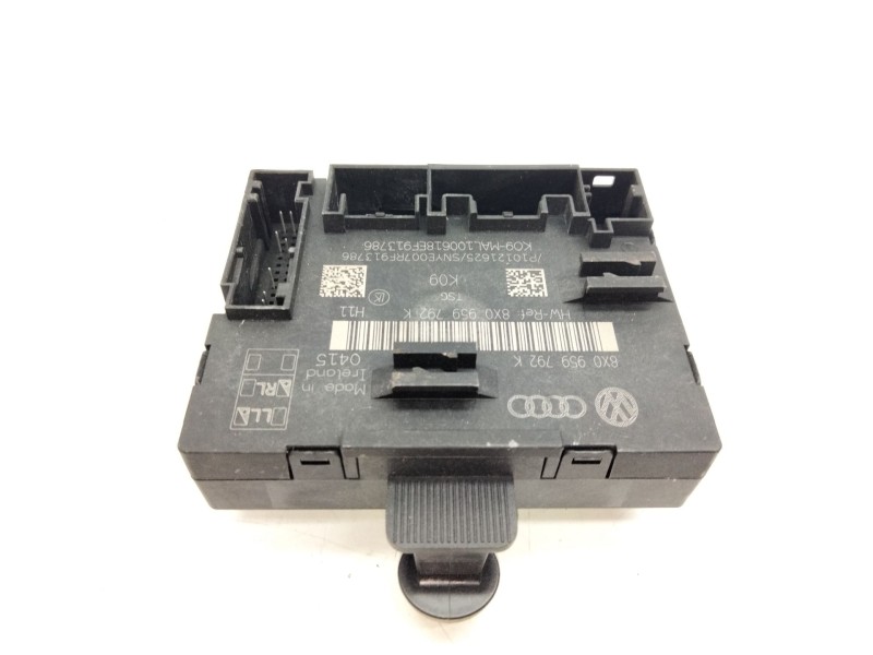 Recambio de modulo control puerta para audi a1 (8xk) 1.0 tfsi referencia OEM IAM 8X0958792K  