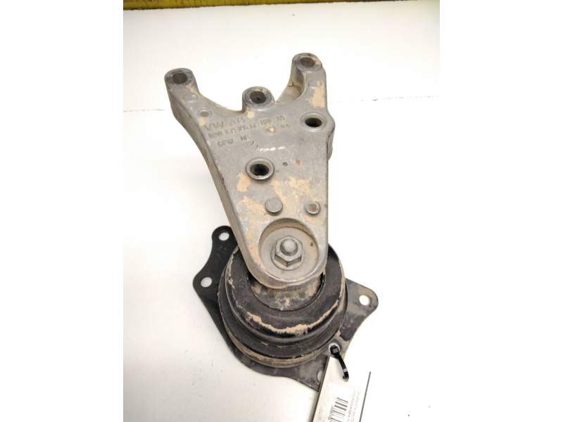 Recambio de soporte motor para volkswagen polo iv (9n_, 9a_) 1.2 referencia OEM IAM 6Q0199185M  