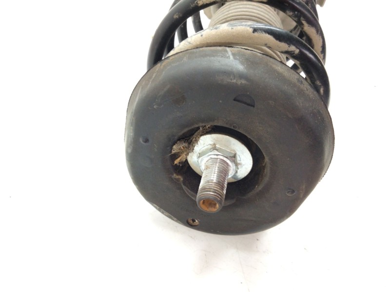 Recambio de amortiguador delantero derecho para peugeot 207/207+ (wa_, wc_) 1.6 hdi referencia OEM IAM   