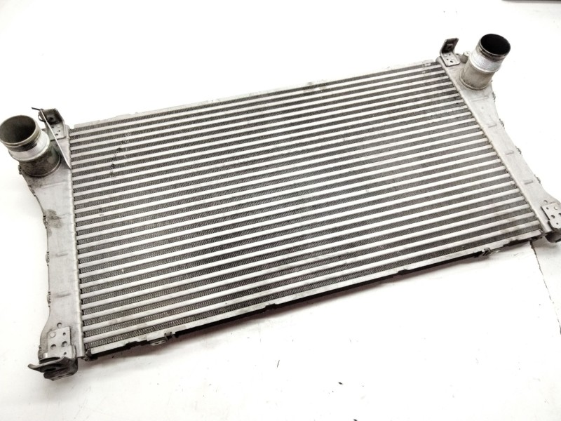 Recambio de intercooler para toyota auris referencia OEM IAM JD1271004970  
