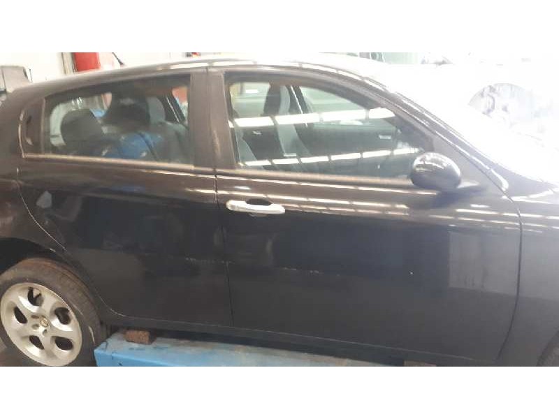 alfa romeo 147 (190) del año 2004