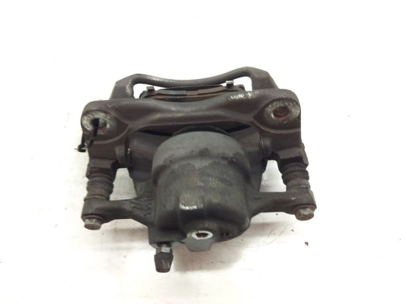 Recambio de pinza freno delantera derecha para toyota auris referencia OEM IAM   