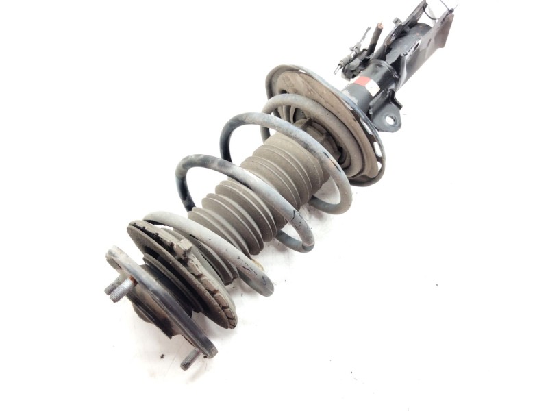 Recambio de amortiguador delantero izquierdo para toyota auris referencia OEM IAM F05L5  