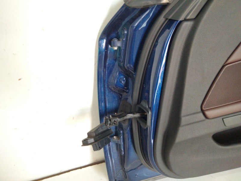 Recambio de puerta delantera derecha para bmw 5 (f10) 520 d xdrive referencia OEM IAM   