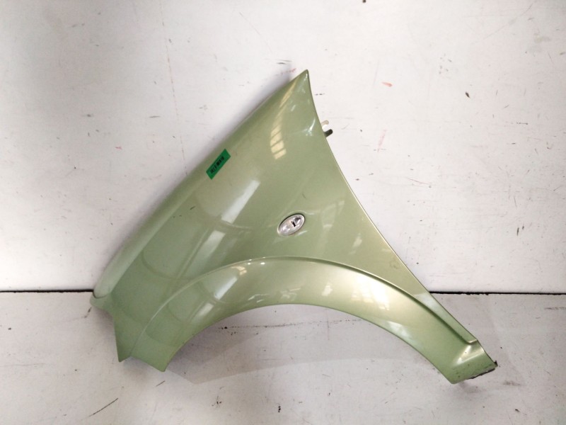 Recambio de aleta delantera izquierda para citroën c3 1.4 referencia OEM IAM   