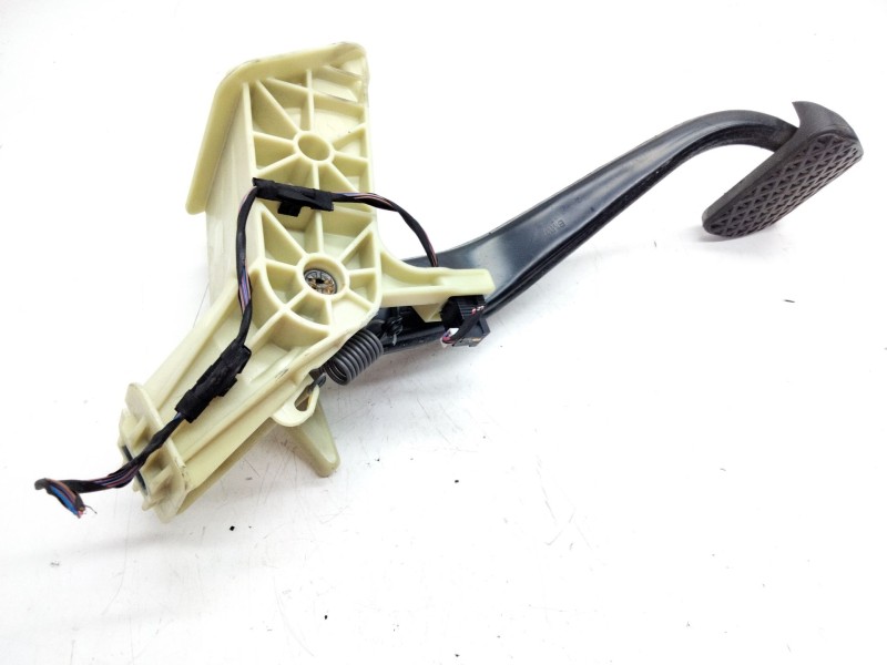 Recambio de pedal freno para bmw 5 (f10) 520 d xdrive referencia OEM IAM   
