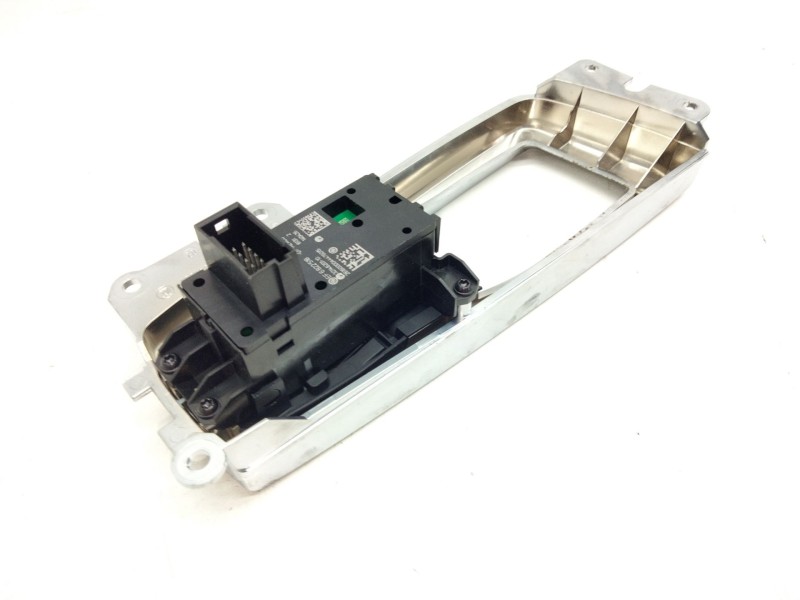 Recambio de palanca freno de mano para bmw 5 (f10) 520 d xdrive referencia OEM IAM 6822518  