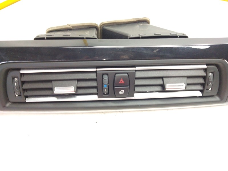 Recambio de aireador central para bmw 5 (f10) 520 d xdrive referencia OEM IAM 492013613  