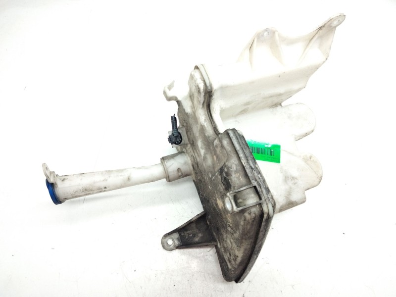 Recambio de deposito limpia para toyota auris referencia OEM IAM 8531002490  