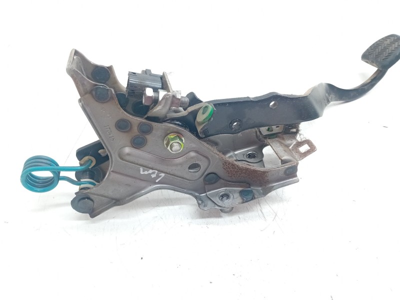 Recambio de pedal embrague para toyota auris referencia OEM IAM   