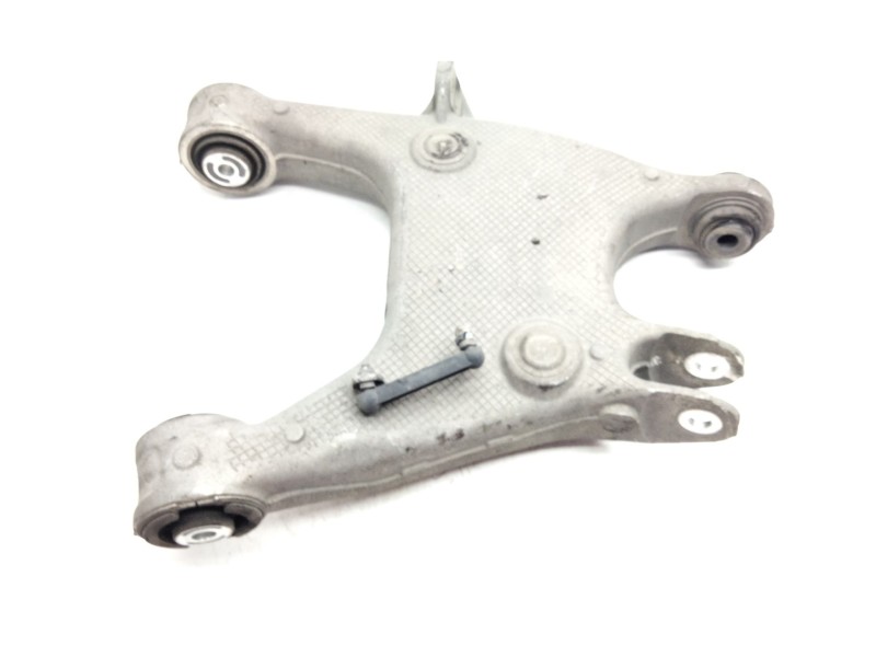 Recambio de brazo suspension inferior trasero izquierdo para bmw 5 (f10) 520 d xdrive referencia OEM IAM 6865899  