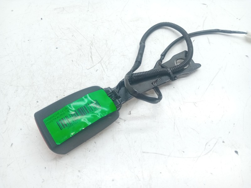 Recambio de enganche delantero izquierdo para toyota auris referencia OEM IAM EO34501  