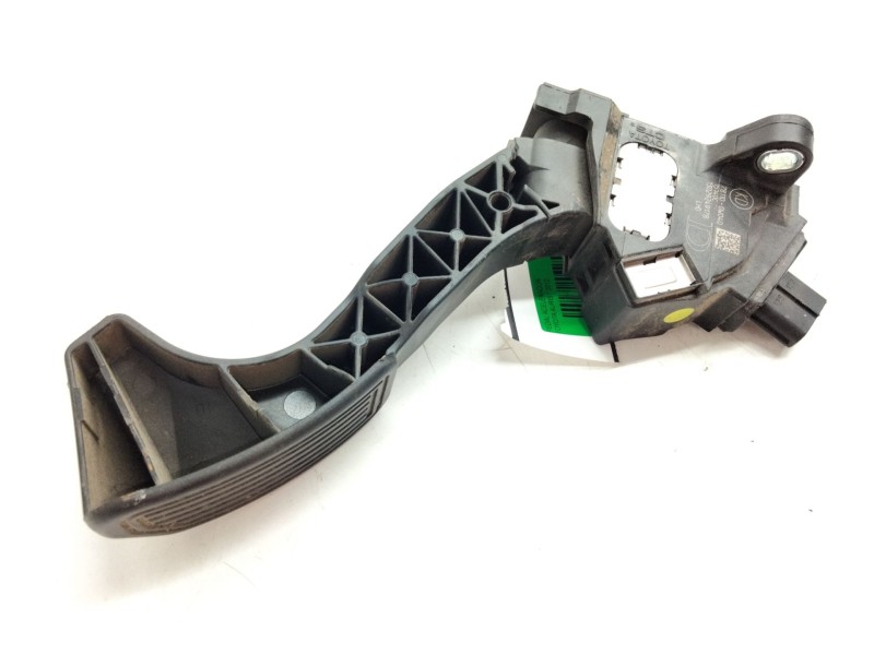 Recambio de pedal acelerador para toyota auris referencia OEM IAM 781100W040  