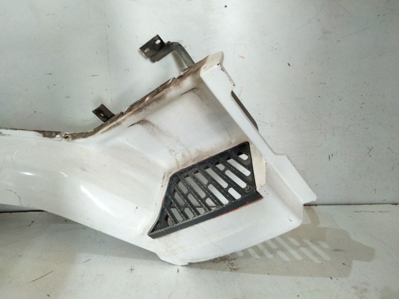 Recambio de estribo de cabina derecho para daf fa laf 45.220 referencia OEM IAM   