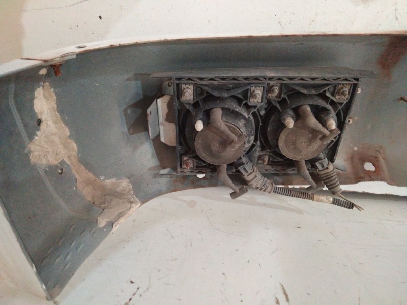 Recambio de paragolpes delantero para daf fa laf 45.220 referencia OEM IAM   