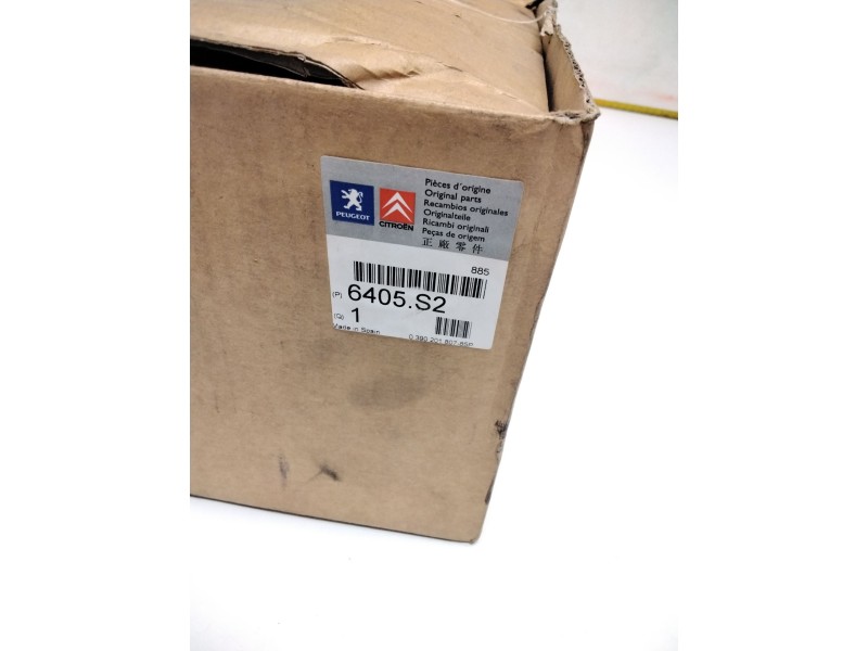 Recambio de motor limpia trasero para citroën c4 berlina 1.6 16v hdi fap referencia OEM IAM 9646803180 0390201807 BOSCH