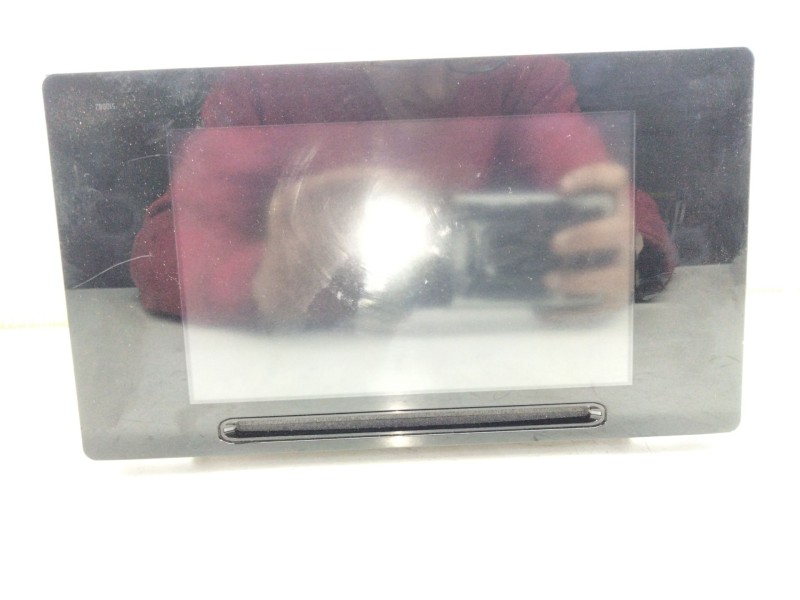 Recambio de pantalla multifuncion para toyota auris referencia OEM IAM 10R036911  