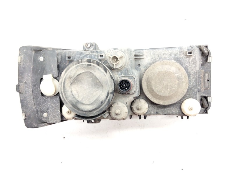 Recambio de faro derecho para daf fa laf 45.220 referencia OEM IAM   
