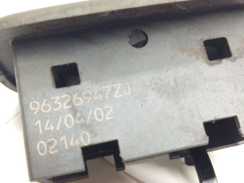 Recambio de mando elevalunas delantero derecho para citroën c5 i (dc_) 2.0 hdi (dcrhzb, dcrhze) referencia OEM IAM 96326947ZJ  