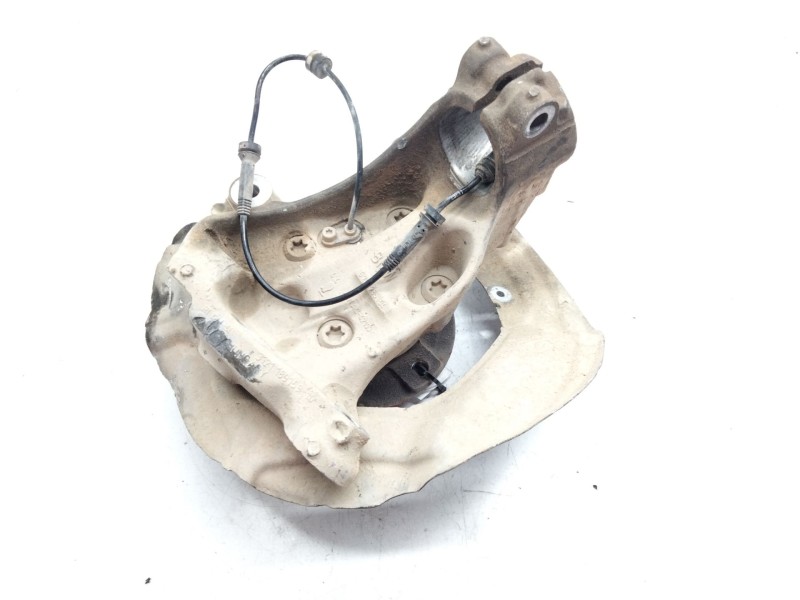 Recambio de mangueta delantera izquierda para bmw 1 (f20) 118 d referencia OEM IAM 679228504  