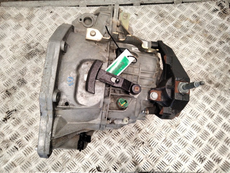 Recambio de caja cambios para renault master ii autobús (jd) 2.5 dci 120 referencia OEM IAM PK6379  