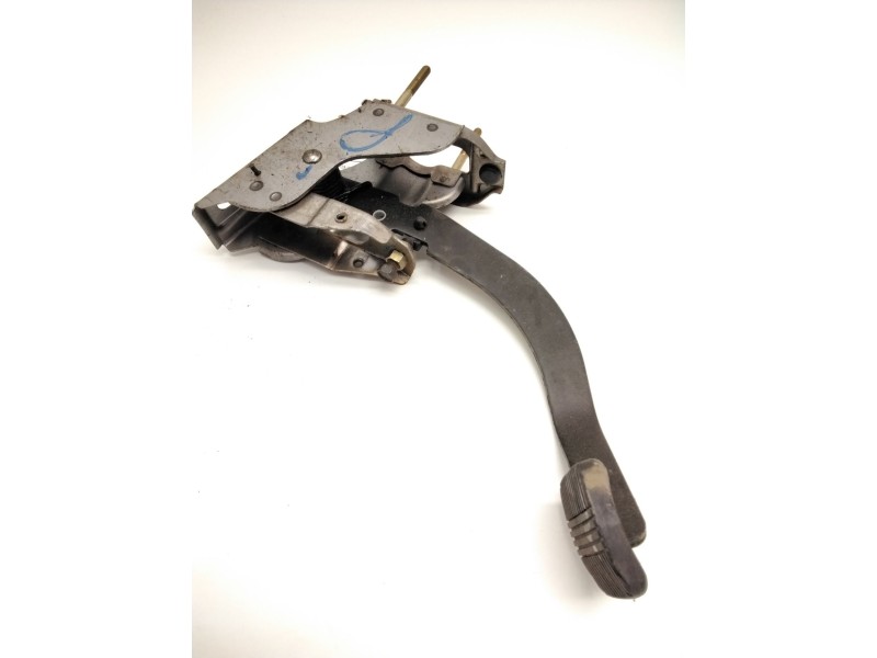 Recambio de pedal embrague para nissan primera (p11) 1.6 16v referencia OEM IAM   